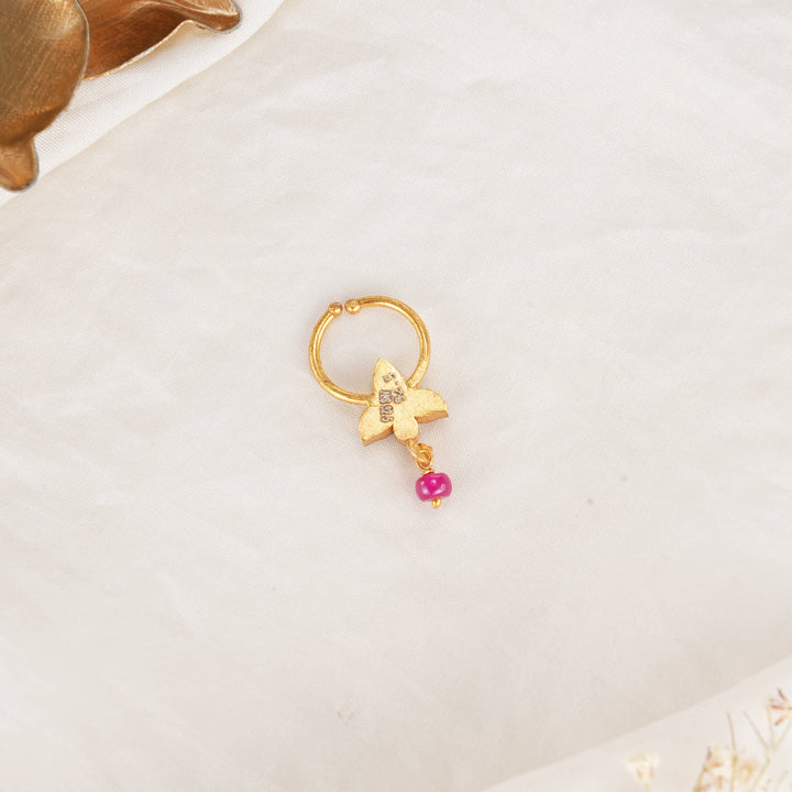 Gorgeous Bullakku Nose Pin