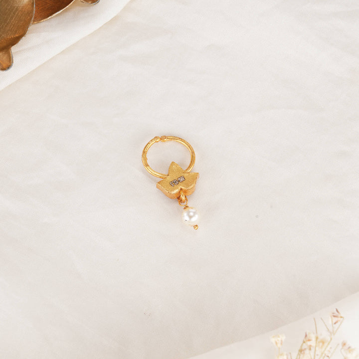 Navitha Bullakku Nose Pin
