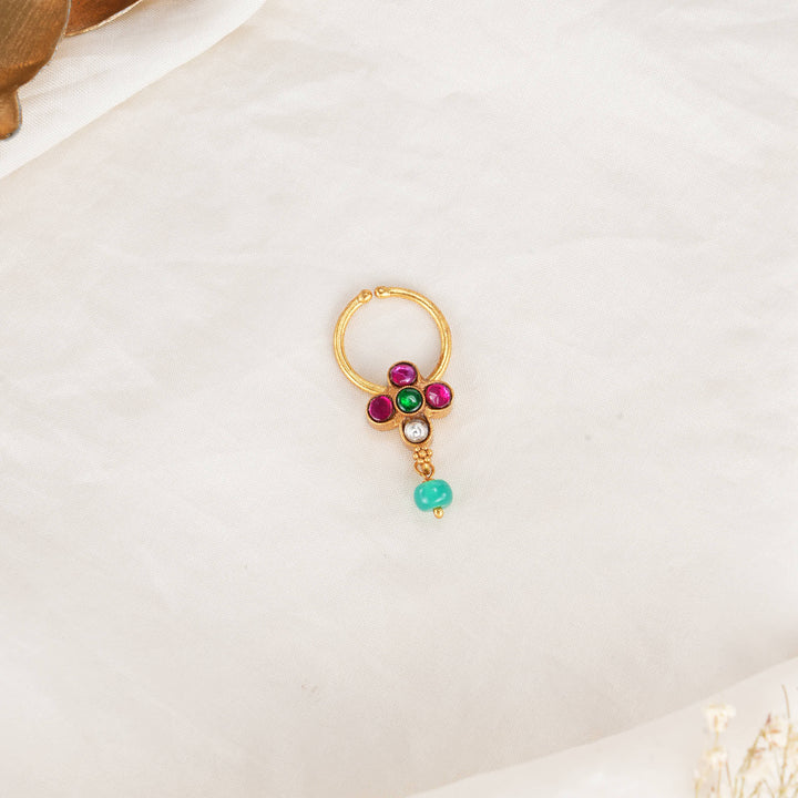 Fabulous Bullakku Nose Pin