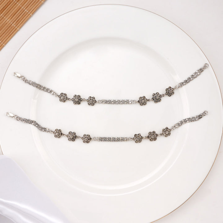 Saathana Anklets