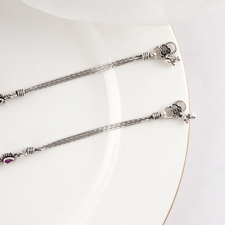 Vireena Anklets