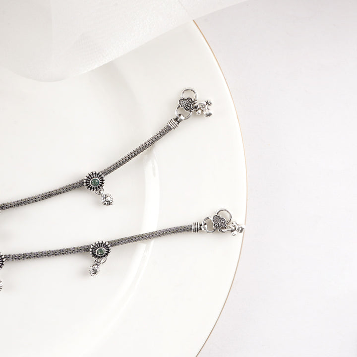 Vianika Anklets