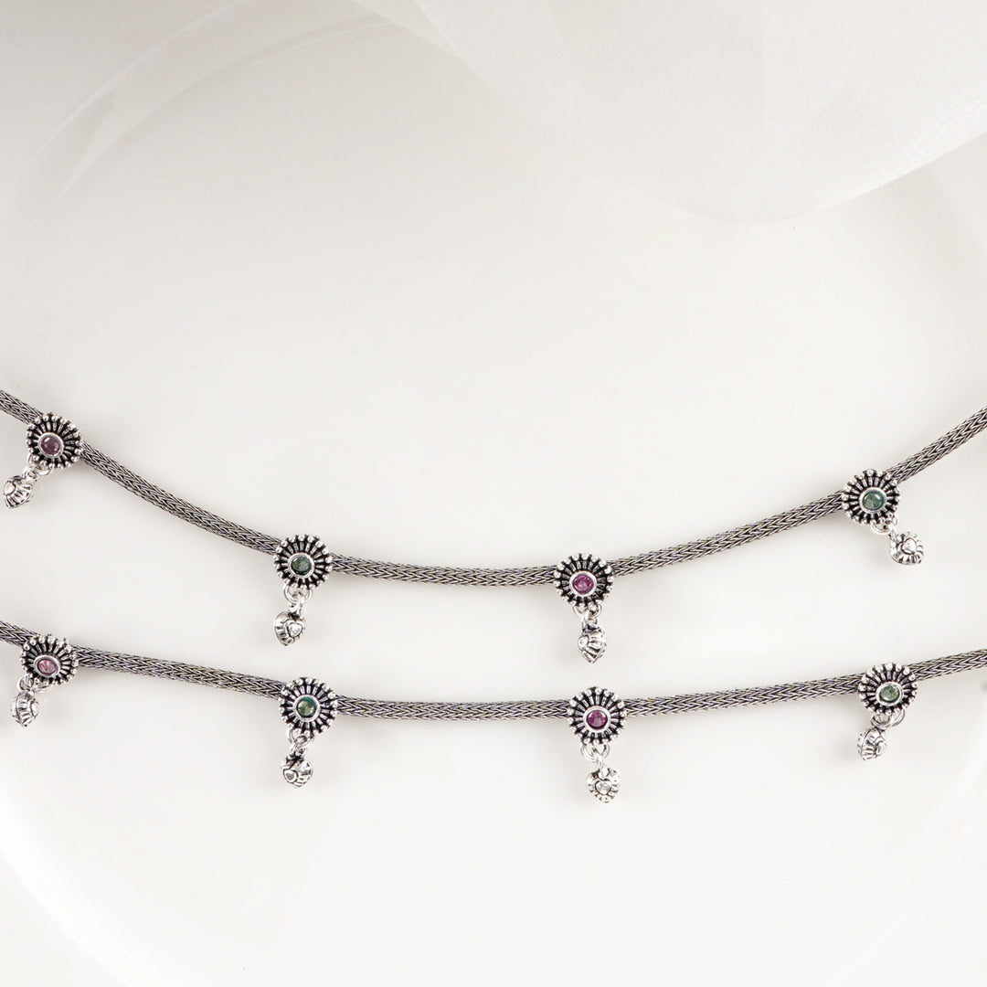 Vianika Anklets