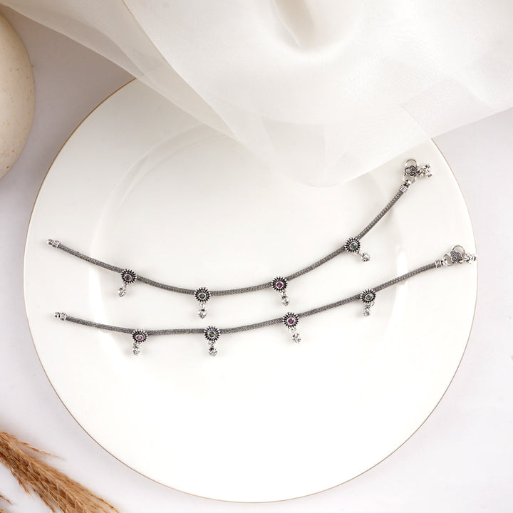 Vianika Anklets