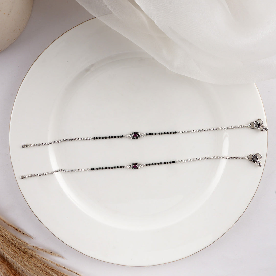 Vamika Anklets