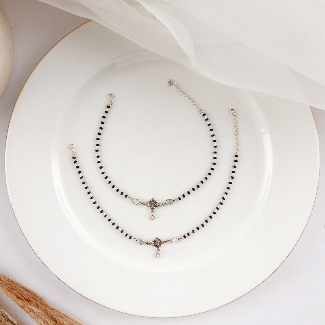 Anamikha Anklets