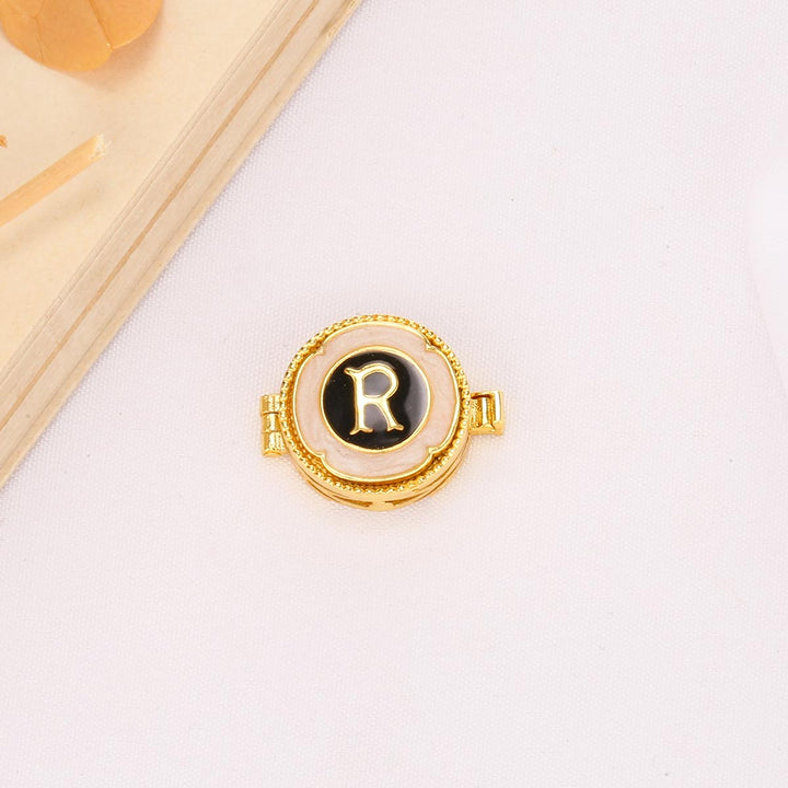 Roman Shirt Button Clip