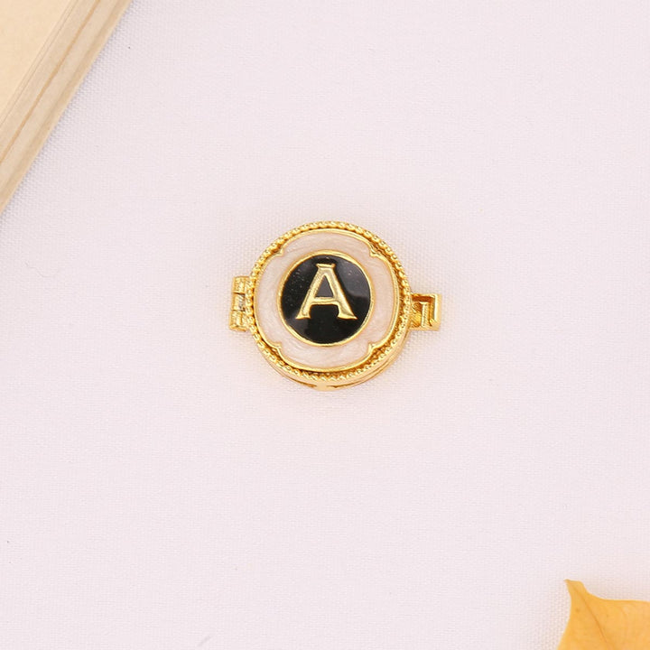 Majestic Bond Shirt Button Clip
