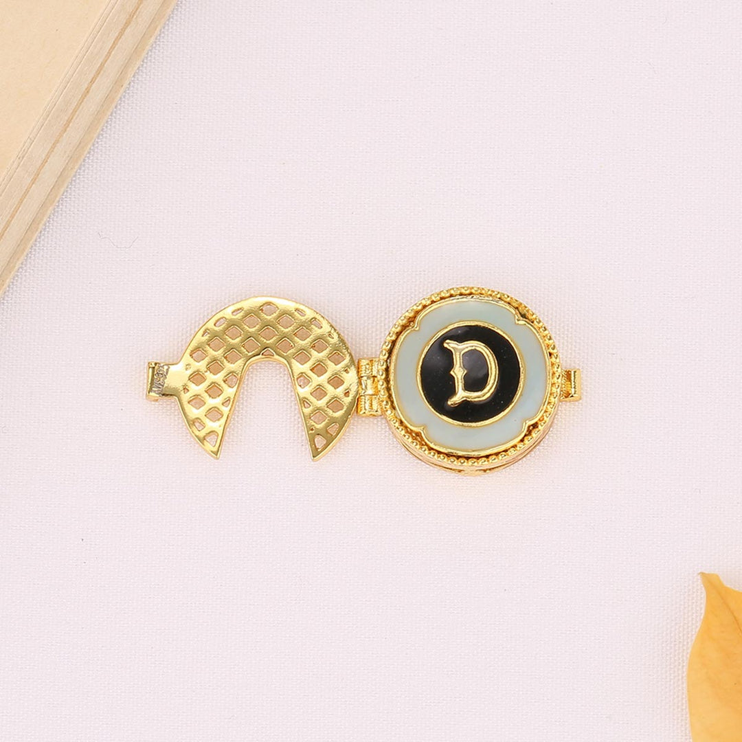 Aura Shirt Button Clip