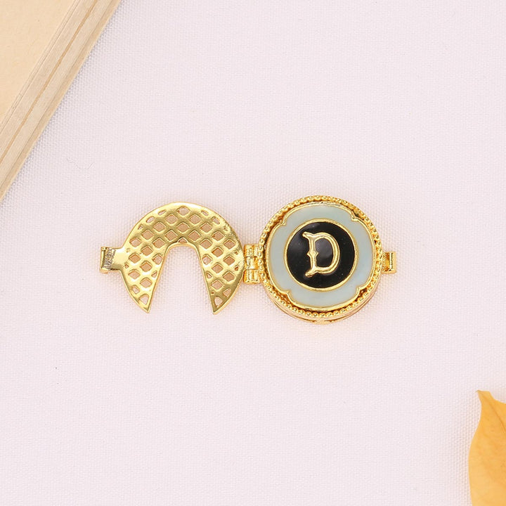 Aura Shirt Button Clip