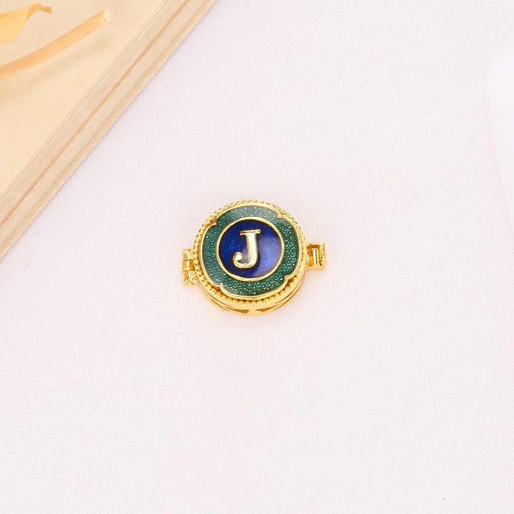 Jashwanth Shirt Button Clip