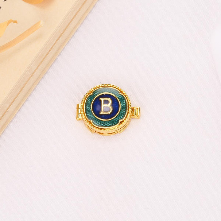Charm Shirt Button Clip