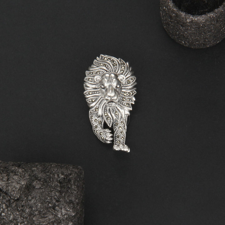 Stunning Look Men's Brooch Pin