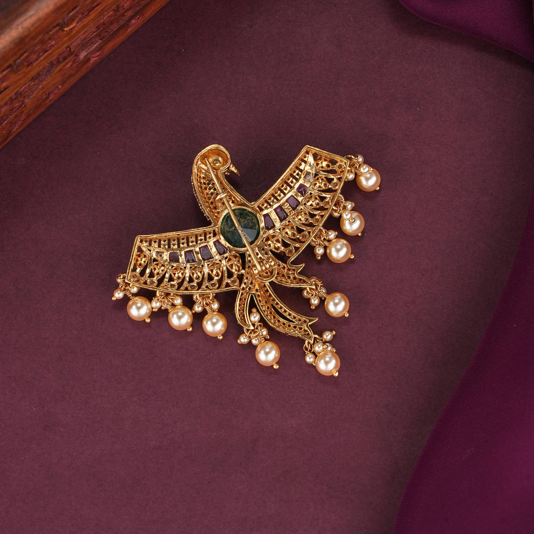 Bold Brooch Pin