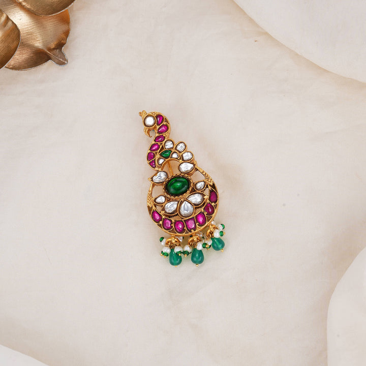 Elegant Kundan Brooch Pin