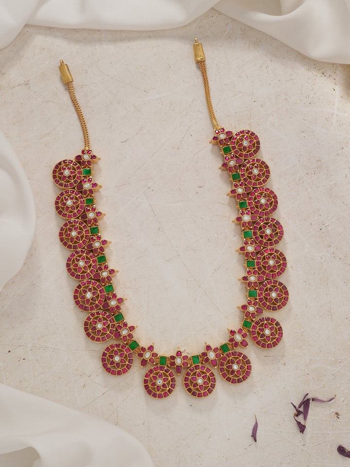 Vithusha Reversible Kundan Short Necklace