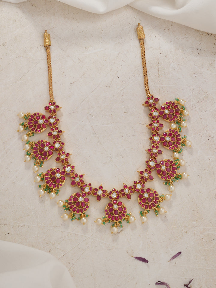 Prathisha Reversible Kundan Short Necklace