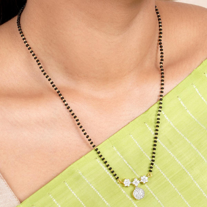 Alluring Mangalsutra Chain With Earrings