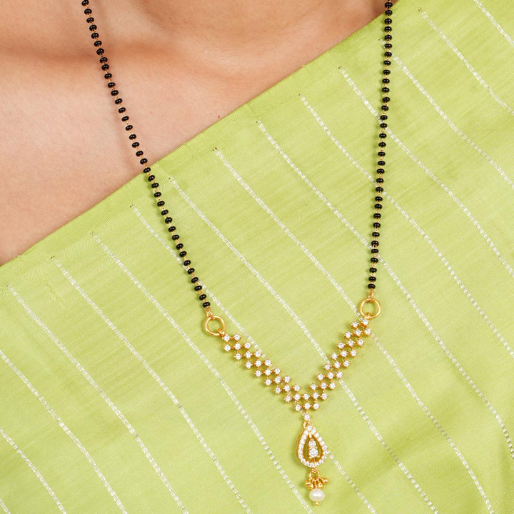 Dazzling Stone Pendant