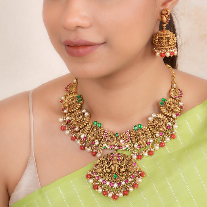 Divine Short Necklace