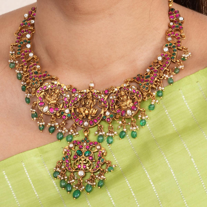 Elegance Short Necklace