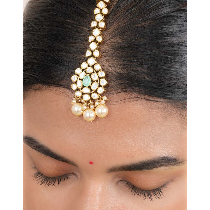 Brindha Stone Maangtikka