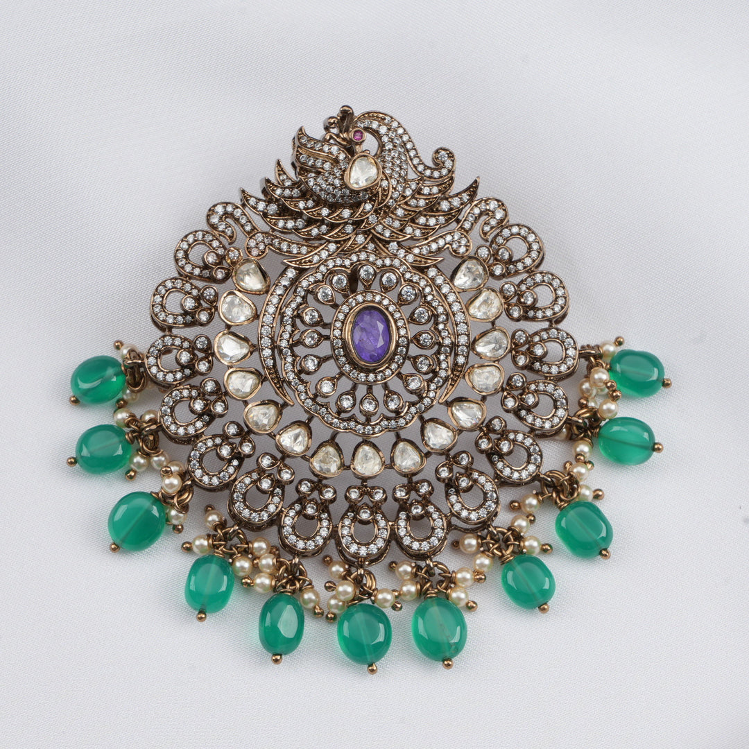 Facinate Victorian Pendant Set