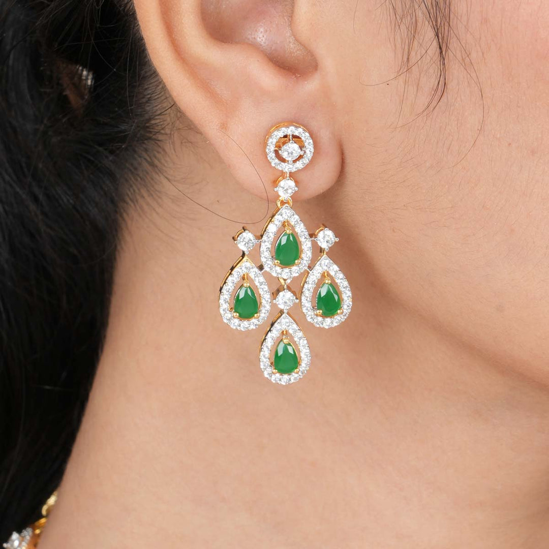 Lisiya Diamond Design Necklace Set