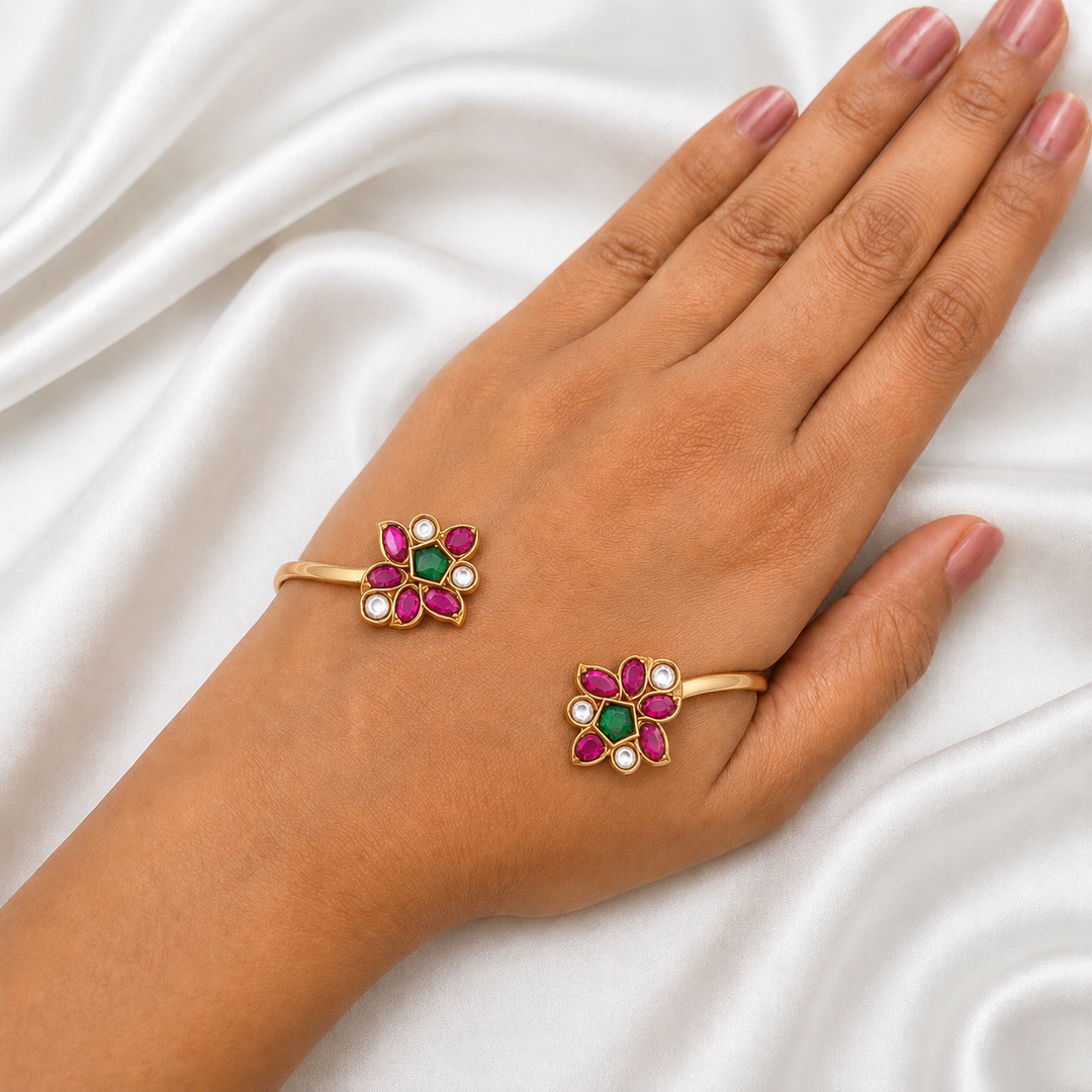 Arshiya Kundan Palm Bracelet