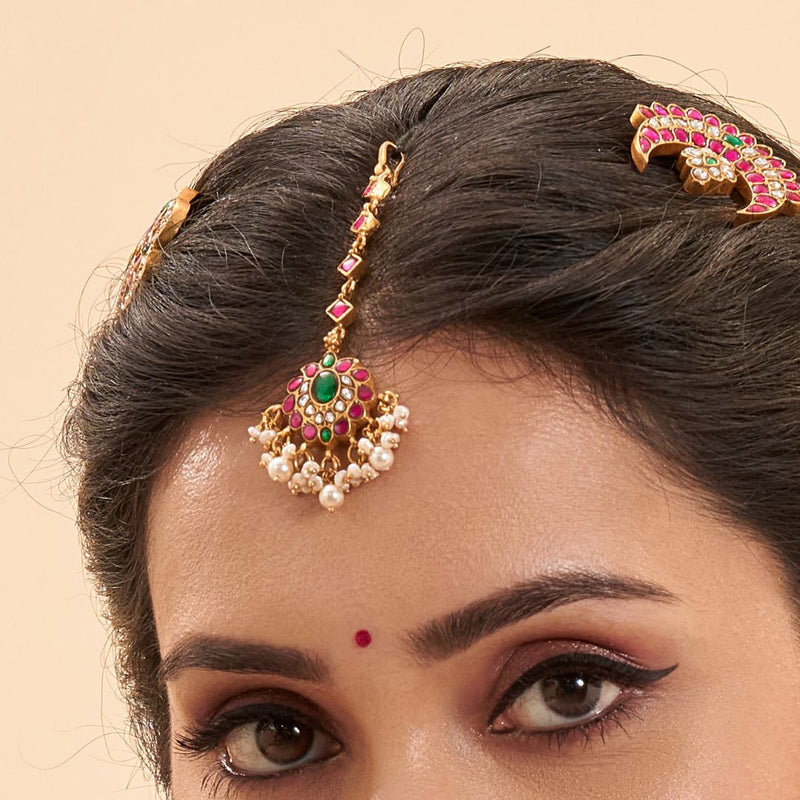 Kundan Maangtikka