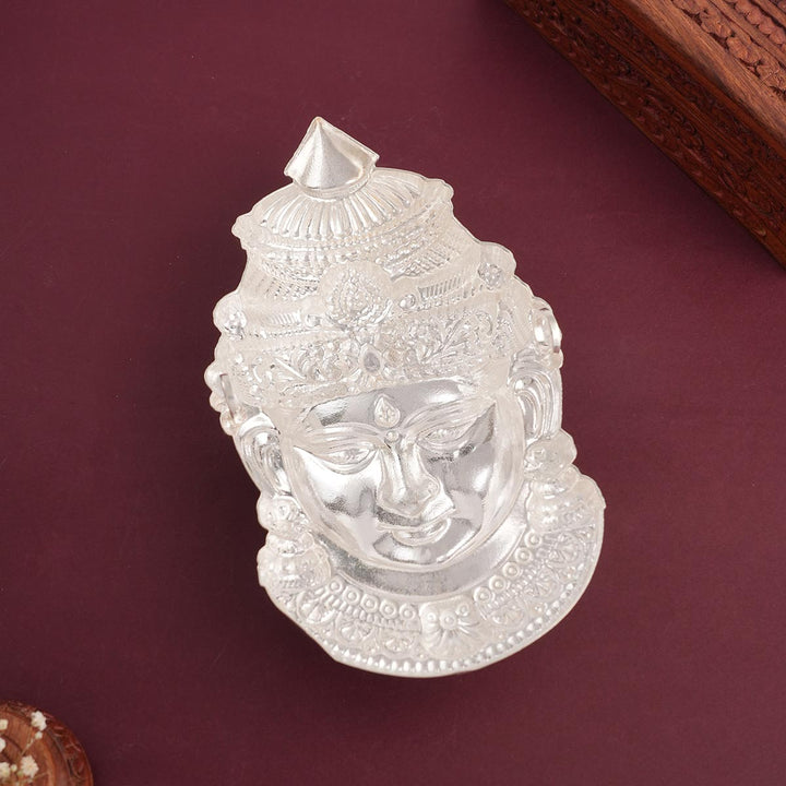 Pooja Varalakshmi Face