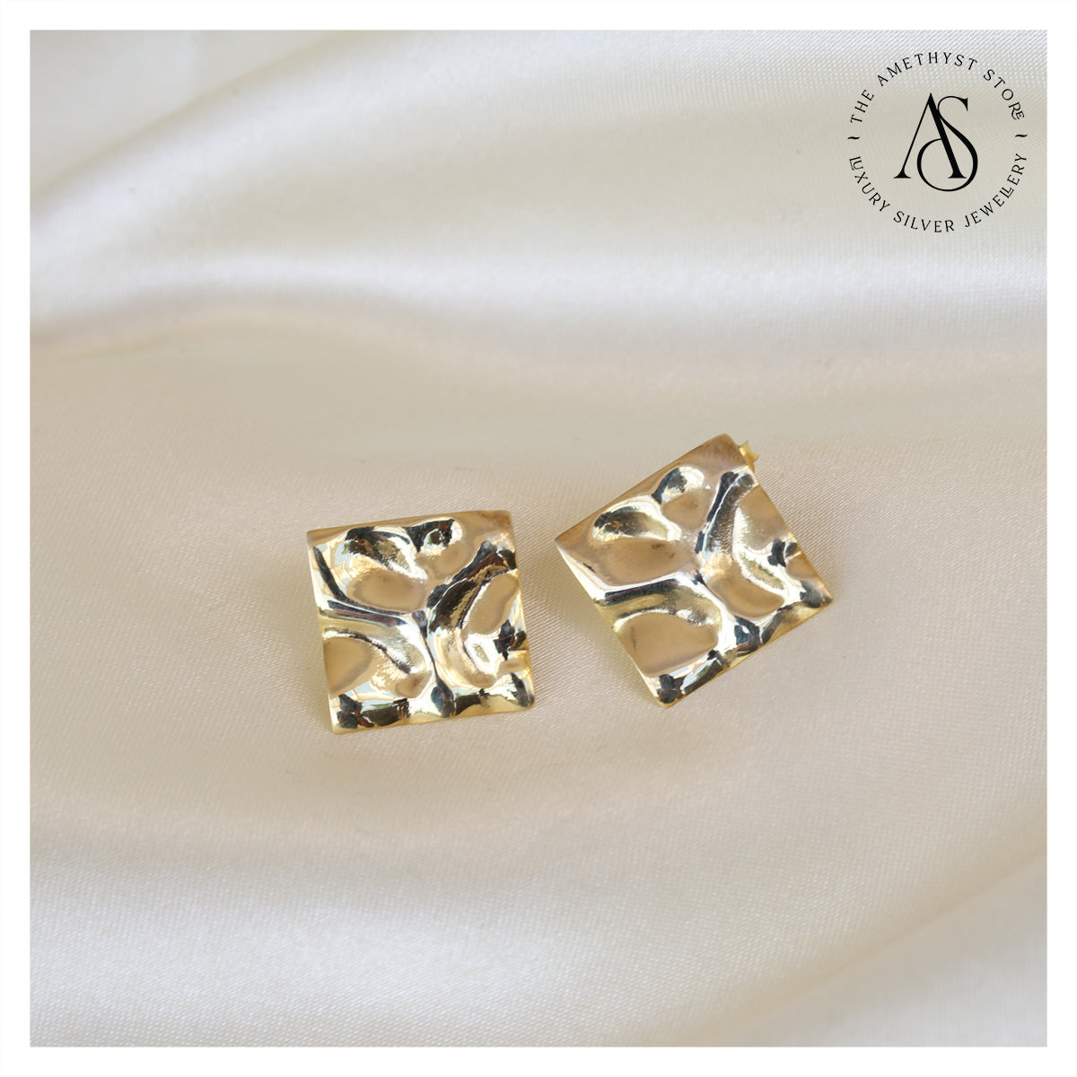 Gold Vart Earring Set | Indie Collection | Adornmonde