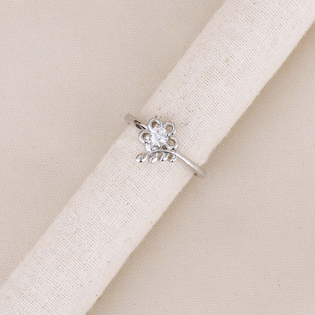 Silver Classy Rings Buy Classy Ring | 92.5 Gold Plated Silver Swarovski Rings Collections ...