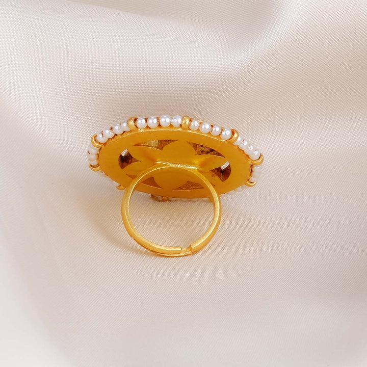 Nangai Floryn Kundan Ring