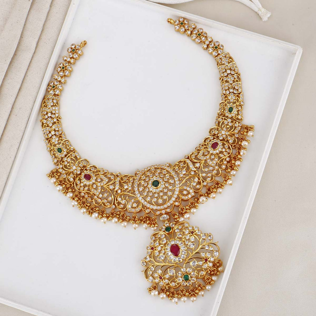 Prithvi Short Necklace