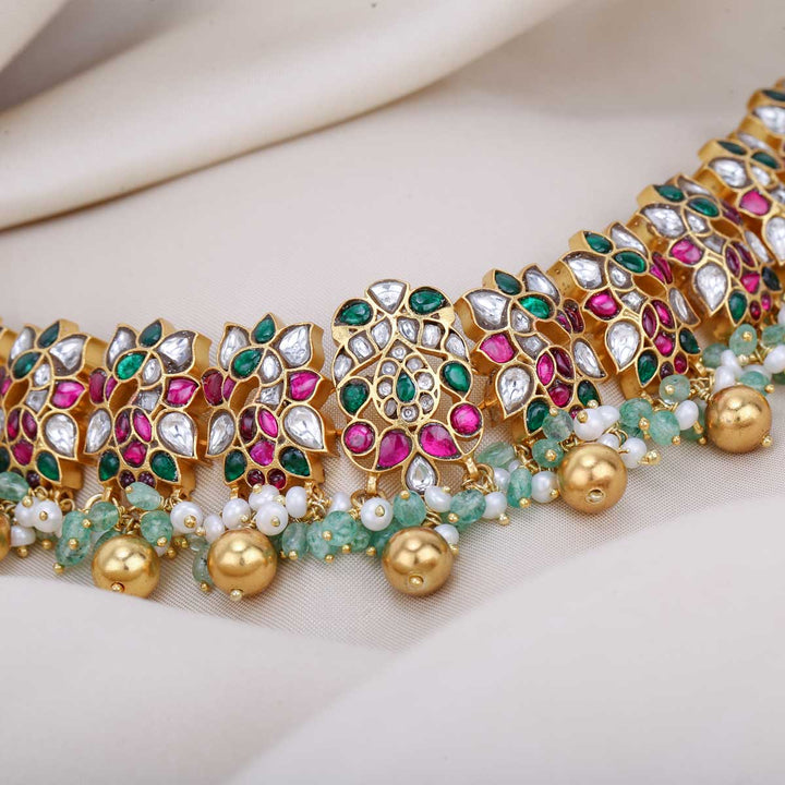 Guri Kundan Choker