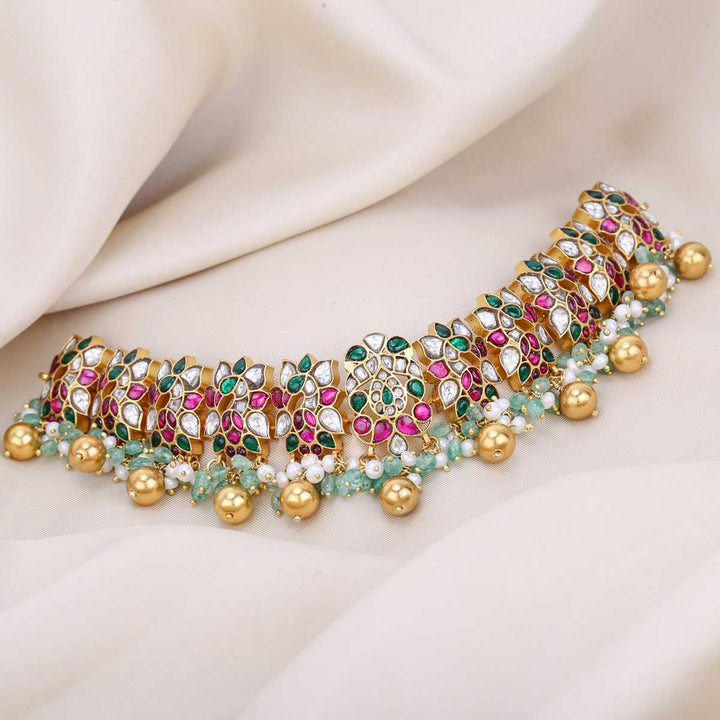 Guri Kundan Choker