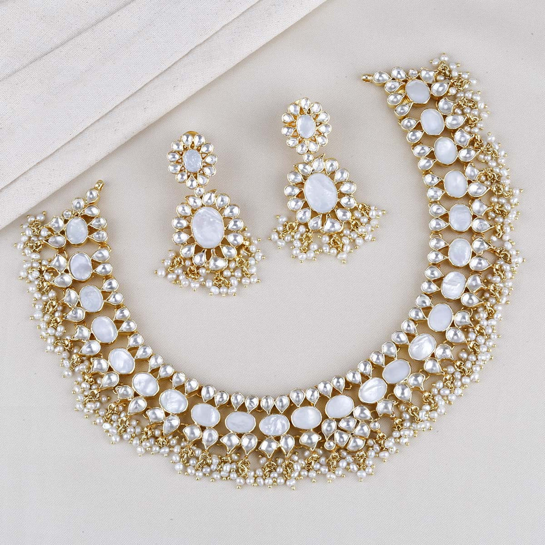 Asva Short  Necklace Set