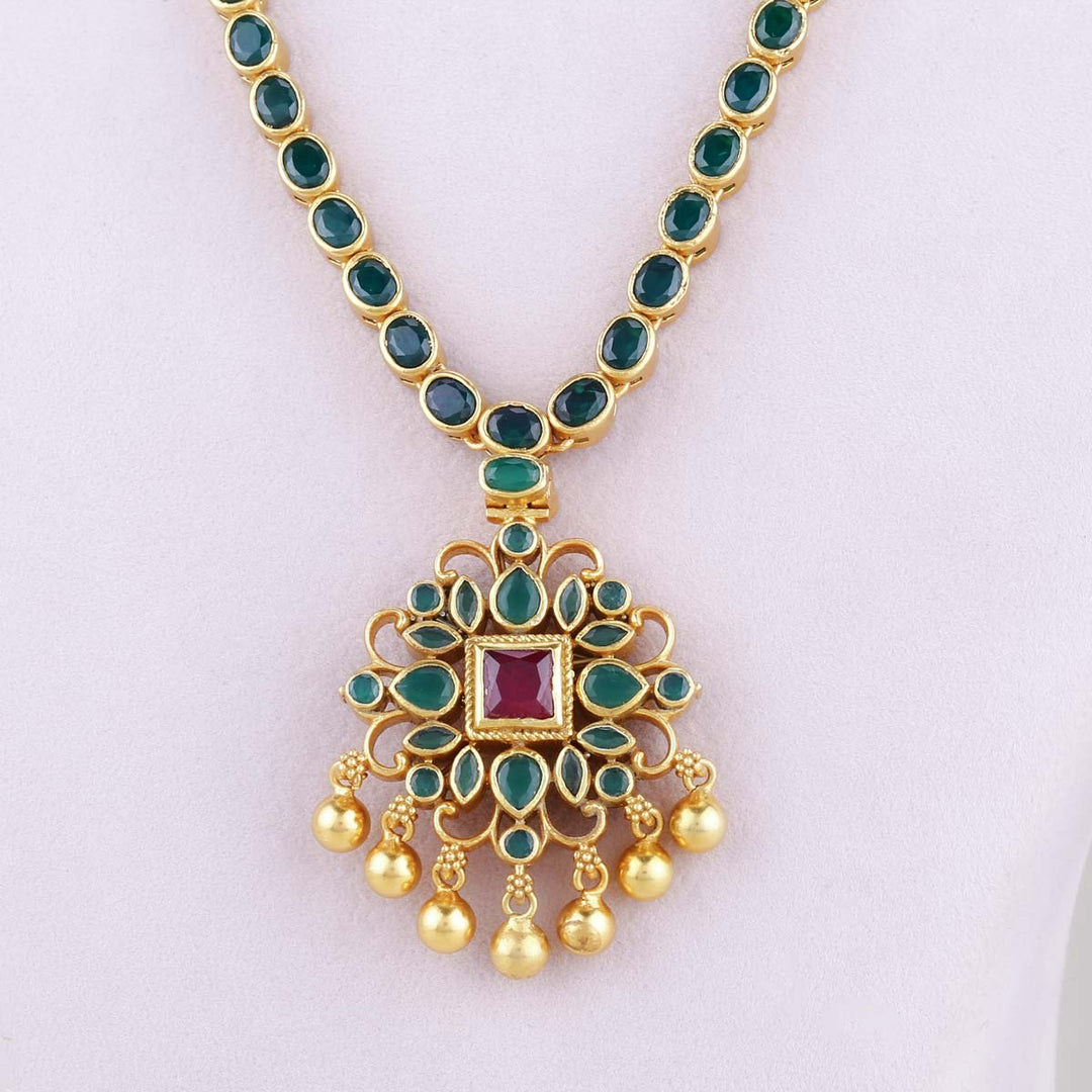 Sruthisha Short Reversible Necklace