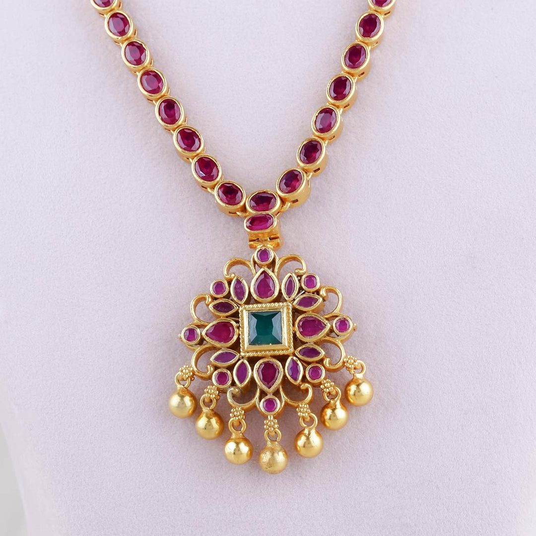 Sruthisha Short Reversible Necklace