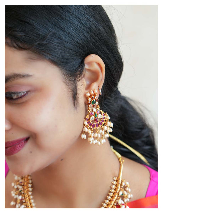 Vaishnavi Guttapusalu Earrings