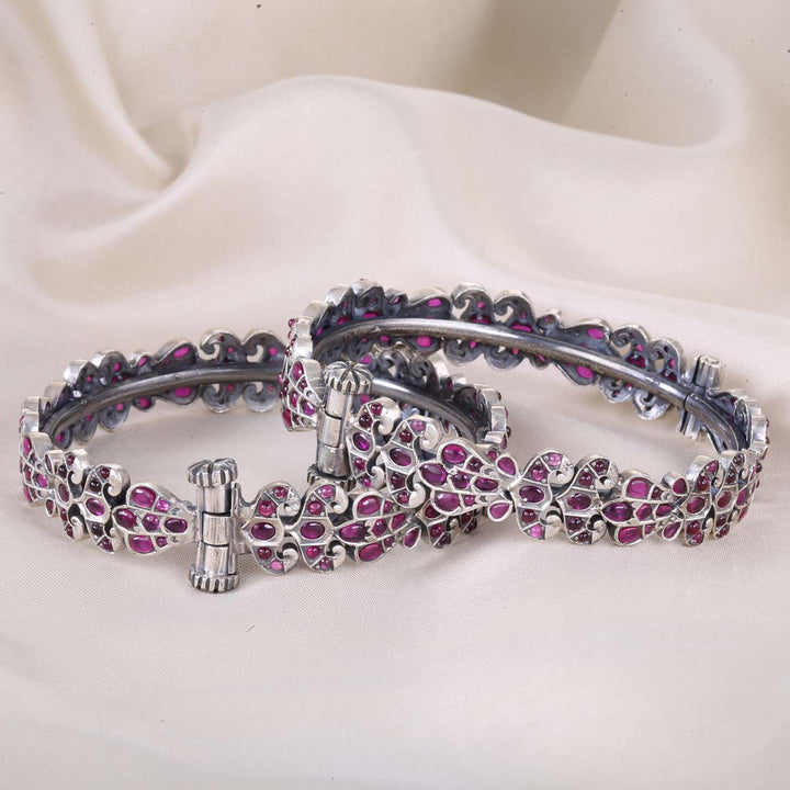 Tarnish Pair Bangles