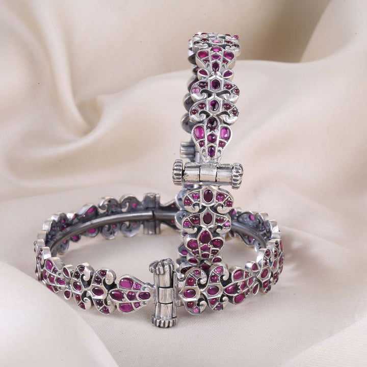 Tarnish Pair Bangles