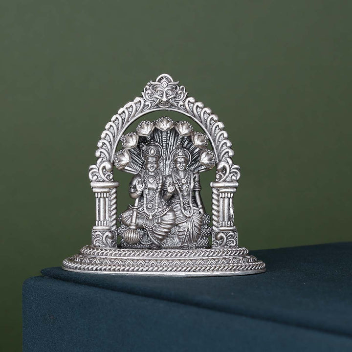 Vishnu Lakshmi Sitting 2D idol