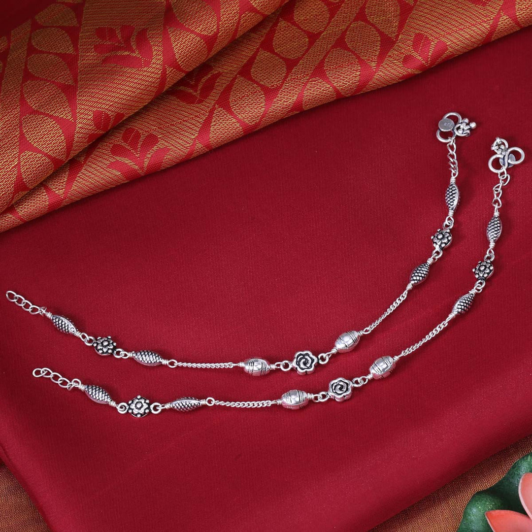 Buy Yashvi Oxidised Anklets Silver Anklets Online – The
